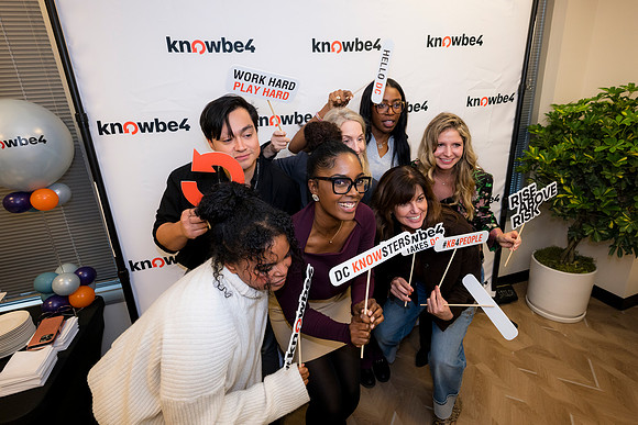 0273__11-13-25_KnowBe4-Office-Opening-Event-Arlington-VA-Event-Photojournalism-photography