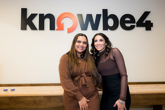 0289__11-13-25_KnowBe4-Office-Opening-Event-Arlington-VA-Event-Photojournalism-photography