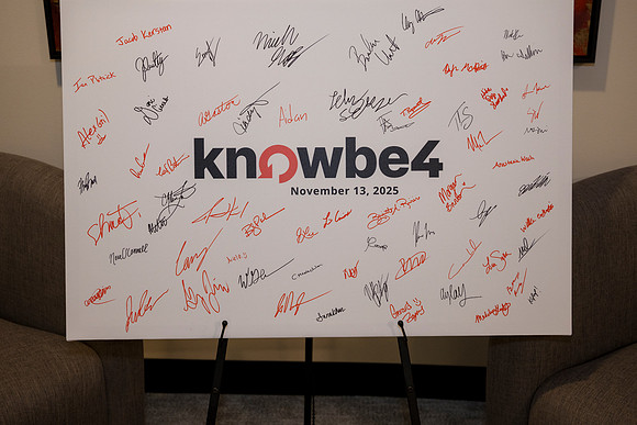 0387__11-13-25_KnowBe4-Office-Opening-Event-Arlington-VA-Event-Photojournalism-photography