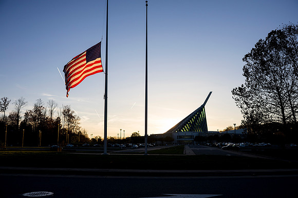 0007_11-13-25_PWC-Make-your-Mark-Awards-Museum-of-The-Marine-Corp-Triangle-VA-Event-Photojournalism-photography