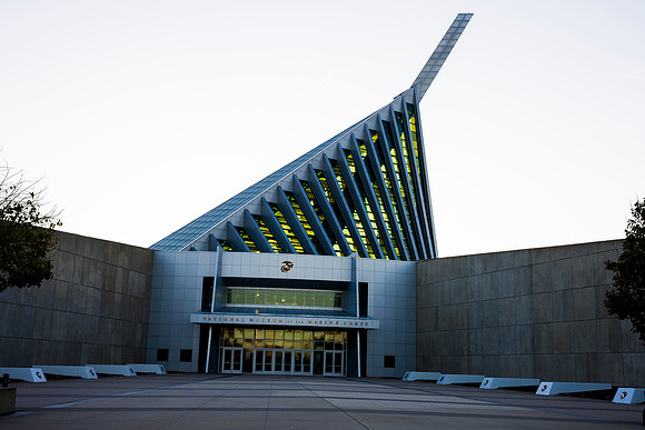 0017_11-13-25_PWC-Make-your-Mark-Awards-Museum-of-The-Marine-Corp-Triangle-VA-Event-Photojournalism-photography