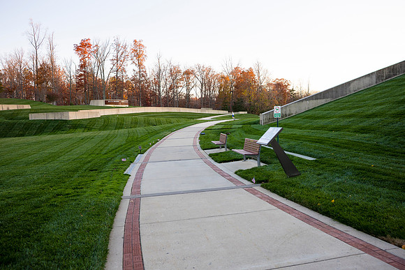 0029_11-13-25_PWC-Make-your-Mark-Awards-Museum-of-The-Marine-Corp-Triangle-VA-Event-Photojournalism-photography
