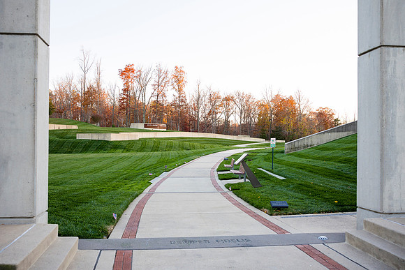 0028_11-13-25_PWC-Make-your-Mark-Awards-Museum-of-The-Marine-Corp-Triangle-VA-Event-Photojournalism-photography