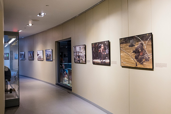 0081_11-13-25_PWC-Make-your-Mark-Awards-Museum-of-The-Marine-Corp-Triangle-VA-Event-Photojournalism-photography