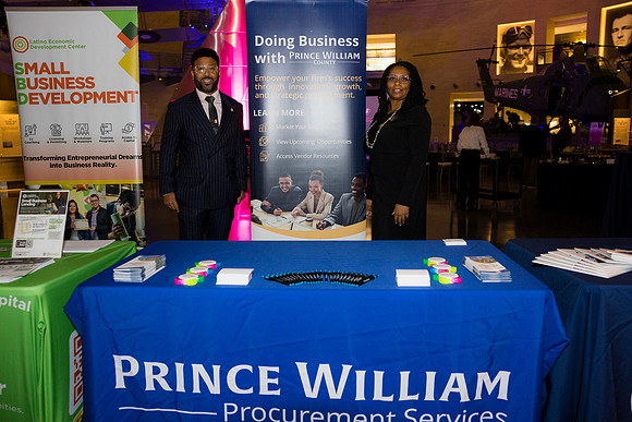 0248_11-13-25_PWC-Make-your-Mark-Awards-Museum-of-The-Marine-Corp-Triangle-VA-Event-Photojournalism-photography