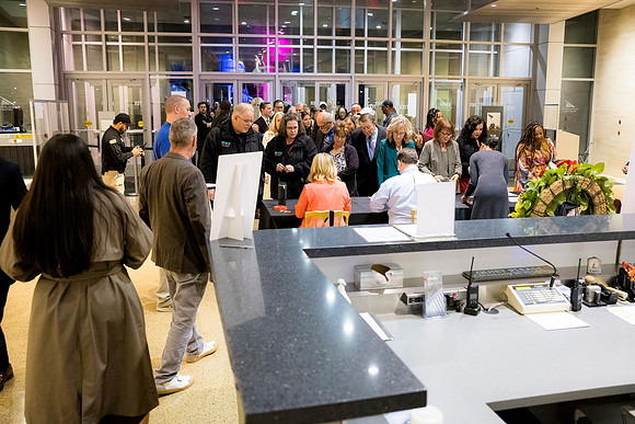 0304_11-13-25_PWC-Make-your-Mark-Awards-Museum-of-The-Marine-Corp-Triangle-VA-Event-Photojournalism-photography