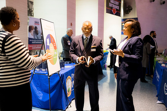 0333_11-13-25_PWC-Make-your-Mark-Awards-Museum-of-The-Marine-Corp-Triangle-VA-Event-Photojournalism-photography