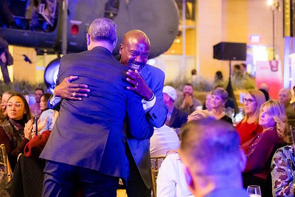0427_11-13-25_PWC-Make-your-Mark-Awards-Museum-of-The-Marine-Corp-Triangle-VA-Event-Photojournalism-photography