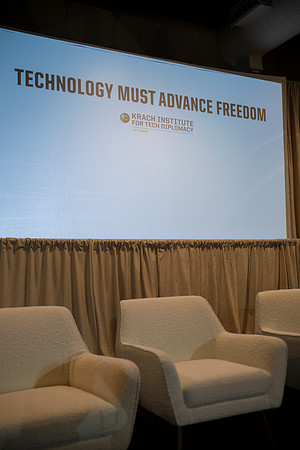012_11-17-25_Krach-Institute-Trusted-Tech-Summit-Washington-DC-Event-Photojournalism-photographers