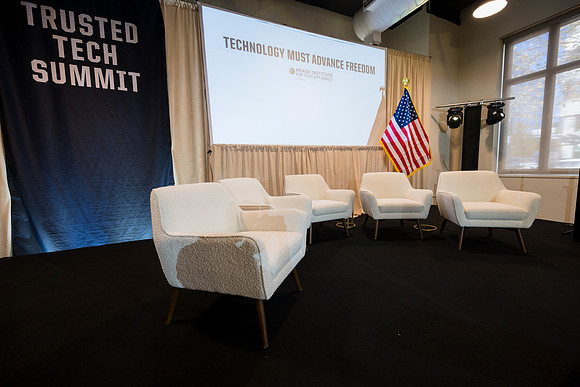 153_11-17-25_Krach-Institute-Trusted-Tech-Summit-Washington-DC-Event-Photojournalism-photographers