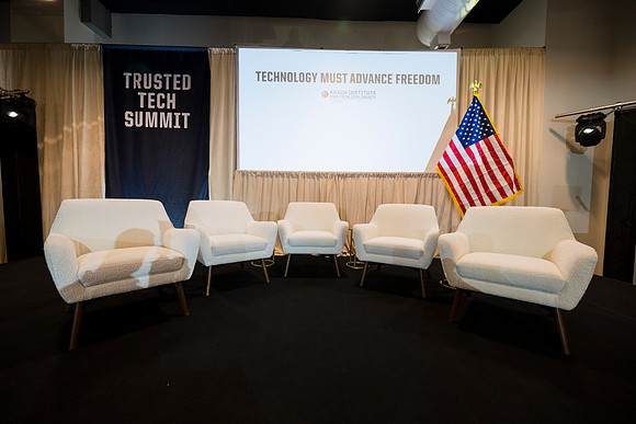 155_11-17-25_Krach-Institute-Trusted-Tech-Summit-Washington-DC-Event-Photojournalism-photographers
