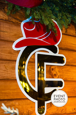 0099__11-22-25_Chartis-Federal-Holiday-Party-Leesburg-Virginia-Event-Photojournalism-Holiday-photography