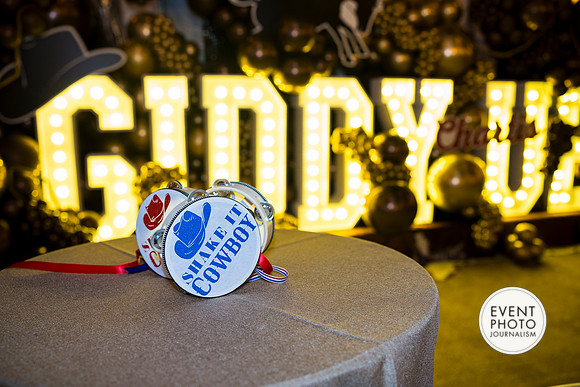 0125__11-22-25_Chartis-Federal-Holiday-Party-Leesburg-Virginia-Event-Photojournalism-Holiday-photography