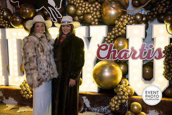 0214__11-22-25_Chartis-Federal-Holiday-Party-Leesburg-Virginia-Event-Photojournalism-Holiday-photography