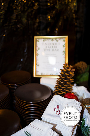 0218__11-22-25_Chartis-Federal-Holiday-Party-Leesburg-Virginia-Event-Photojournalism-Holiday-photography