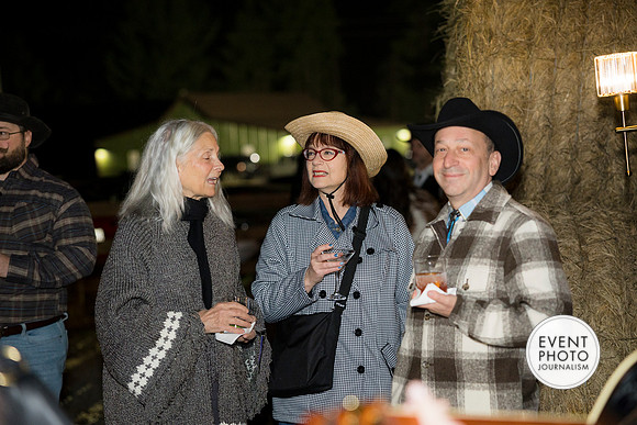 0280__11-22-25_Chartis-Federal-Holiday-Party-Leesburg-Virginia-Event-Photojournalism-Holiday-photography