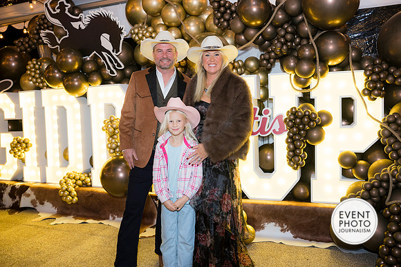 0305__11-22-25_Chartis-Federal-Holiday-Party-Leesburg-Virginia-Event-Photojournalism-Holiday-photography