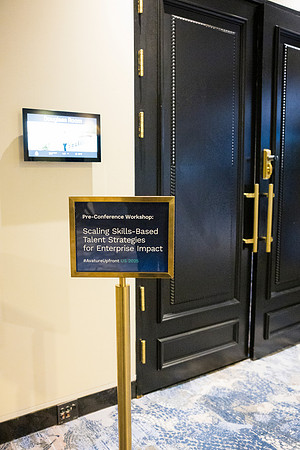 0026__11-17-25_Avature-Upfront-US-2025-Event-Photojournalism-conference-photography