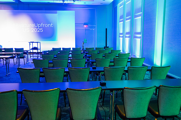 0094__11-17-25_Avature-Upfront-US-2025-Event-Photojournalism-conference-photography