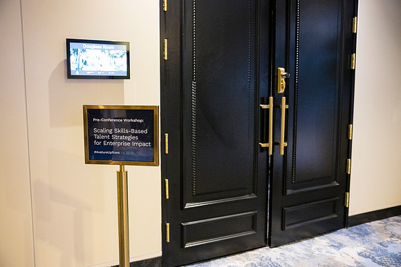 0150__11-17-25_Avature-Upfront-US-2025-Event-Photojournalism-conference-photography