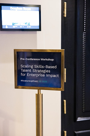 0152__11-17-25_Avature-Upfront-US-2025-Event-Photojournalism-conference-photography