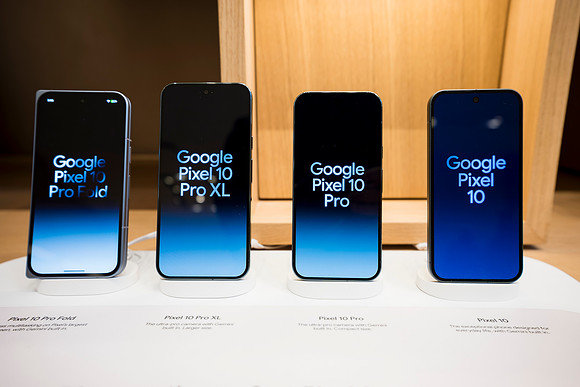 0014__12-1-25_Inkling-LLC-Google-Store_Georgetown-DC-Event-Photojournalism-event-photography