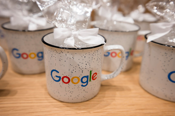 0034__12-1-25_Inkling-LLC-Google-Store_Georgetown-DC-Event-Photojournalism-event-photography
