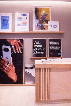 0055__12-1-25_Inkling-LLC-Google-Store_Georgetown-DC-Event-Photojournalism-event-photography