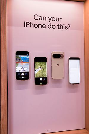 0065__12-1-25_Inkling-LLC-Google-Store_Georgetown-DC-Event-Photojournalism-event-photography
