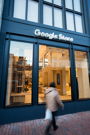 0100__12-1-25_Inkling-LLC-Google-Store_Georgetown-DC-Event-Photojournalism-event-photography