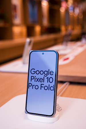 0144__12-1-25_Inkling-LLC-Google-Store_Georgetown-DC-Event-Photojournalism-event-photography