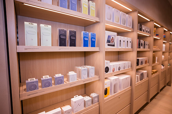 0168__12-1-25_Inkling-LLC-Google-Store_Georgetown-DC-Event-Photojournalism-event-photography
