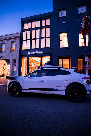 0223__12-1-25_Inkling-LLC-Google-Store_Georgetown-DC-Event-Photojournalism-event-photography