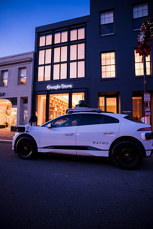 0224__12-1-25_Inkling-LLC-Google-Store_Georgetown-DC-Event-Photojournalism-event-photography