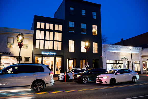 0247__12-1-25_Inkling-LLC-Google-Store_Georgetown-DC-Event-Photojournalism-event-photography