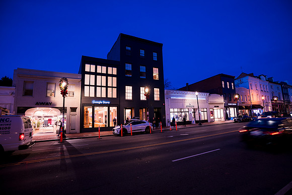 0262__12-1-25_Inkling-LLC-Google-Store_Georgetown-DC-Event-Photojournalism-event-photography