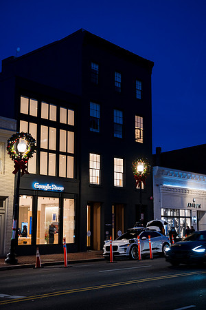 0270__12-1-25_Inkling-LLC-Google-Store_Georgetown-DC-Event-Photojournalism-event-photography