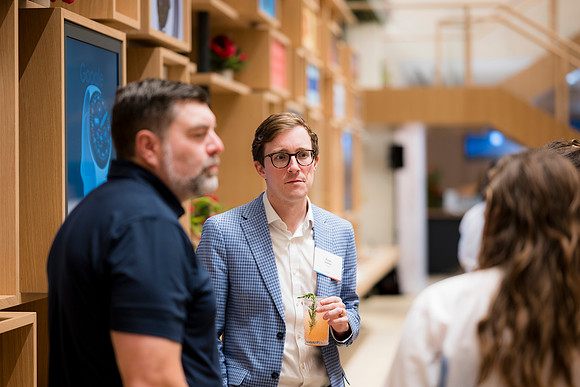 0291__12-1-25_Inkling-LLC-Google-Store_Georgetown-DC-Event-Photojournalism-event-photography