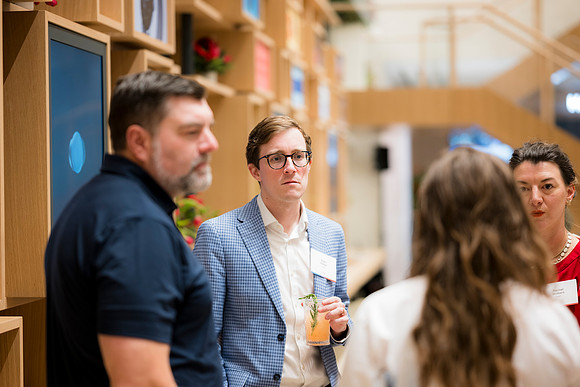 0295__12-1-25_Inkling-LLC-Google-Store_Georgetown-DC-Event-Photojournalism-event-photography