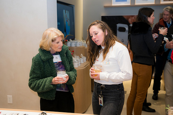 0346__12-1-25_Inkling-LLC-Google-Store_Georgetown-DC-Event-Photojournalism-event-photography