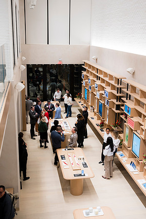 0366__12-1-25_Inkling-LLC-Google-Store_Georgetown-DC-Event-Photojournalism-event-photography