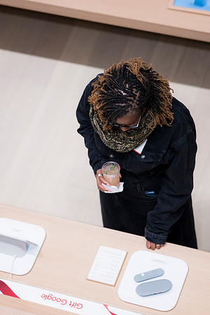 0375__12-1-25_Inkling-LLC-Google-Store_Georgetown-DC-Event-Photojournalism-event-photography