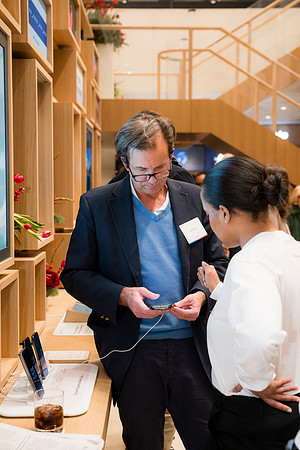0422__12-1-25_Inkling-LLC-Google-Store_Georgetown-DC-Event-Photojournalism-event-photography