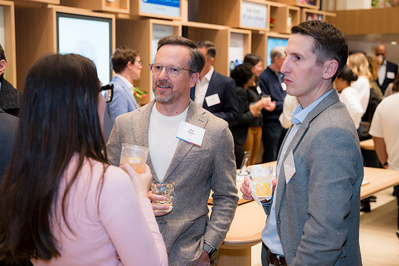 0452__12-1-25_Inkling-LLC-Google-Store_Georgetown-DC-Event-Photojournalism-event-photography