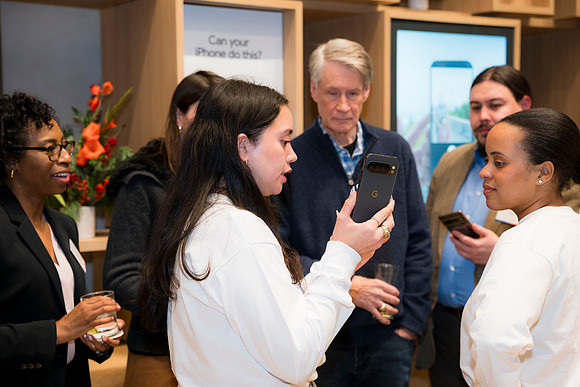 0463__12-1-25_Inkling-LLC-Google-Store_Georgetown-DC-Event-Photojournalism-event-photography