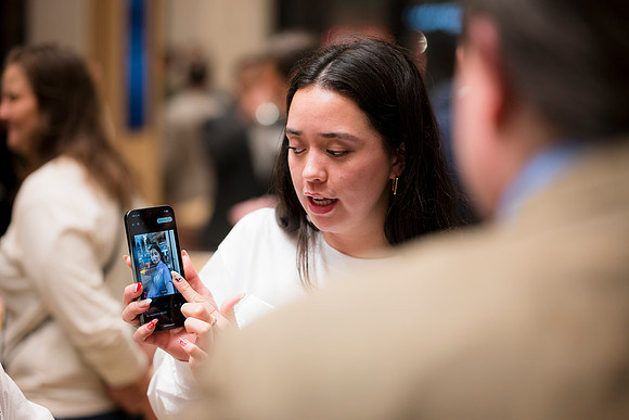 0470__12-1-25_Inkling-LLC-Google-Store_Georgetown-DC-Event-Photojournalism-event-photography