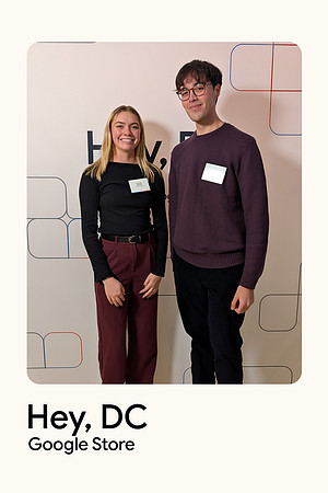 0056__12-1-25_Inkling-LLC-Google-Store-Google-Pixel-Step-Repeat_Georgetown-DC-Event-Photojournalism-event-photography