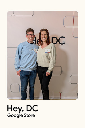 0059__12-1-25_Inkling-LLC-Google-Store-Google-Pixel-Step-Repeat_Georgetown-DC-Event-Photojournalism-event-photography