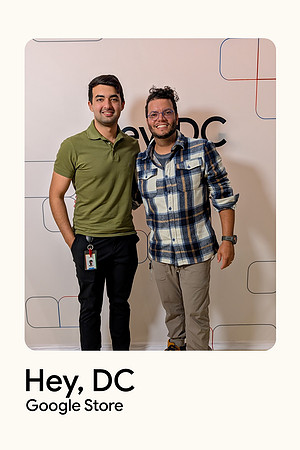 0073__12-1-25_Inkling-LLC-Google-Store-Google-Pixel-Step-Repeat_Georgetown-DC-Event-Photojournalism-event-photography