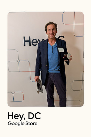 0075__12-1-25_Inkling-LLC-Google-Store-Google-Pixel-Step-Repeat_Georgetown-DC-Event-Photojournalism-event-photography